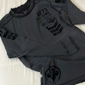 Lightweight pullover, flocked velvet details